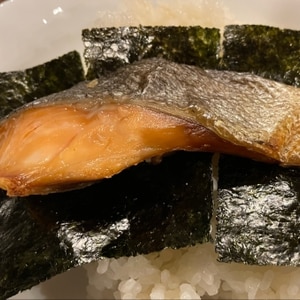 冷凍塩鮭で☆ゆで鮭